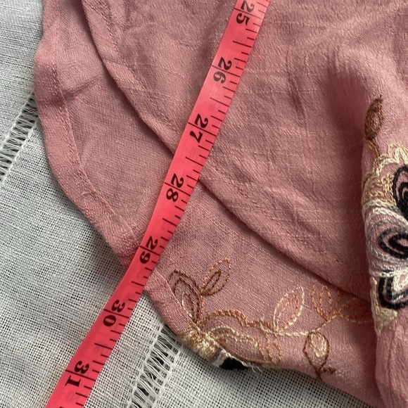 Fig and flower embroidered button down blouse in dusty rose. - Picture 14 of 14